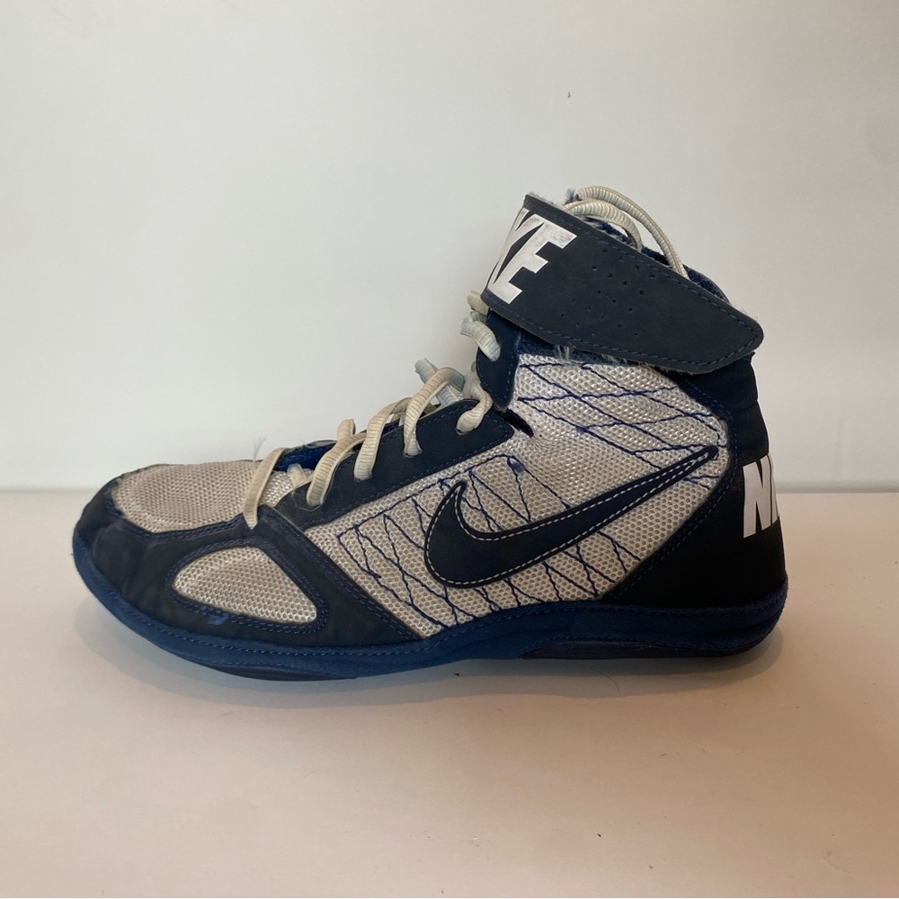 Nike Wrestling Shoes - Takedown 4 - Size 7.5